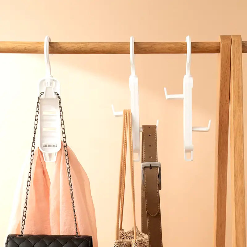 Set of 4 Plastic Multifunction Hangers