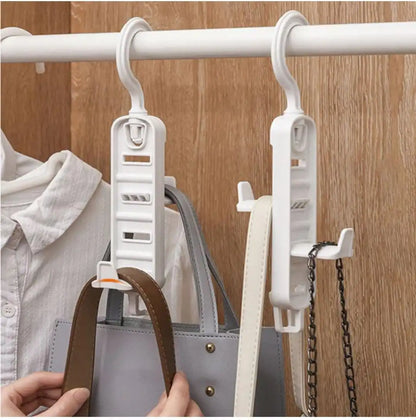 Set of 4 Plastic Multifunction Hangers